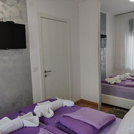 Apartman Gallery Square - Pupin Palace Lejlighed Novi Sad Eksteriør billede