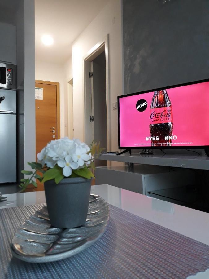 Apartman Gallery Square - Pupin Palace Lejlighed Novi Sad Eksteriør billede